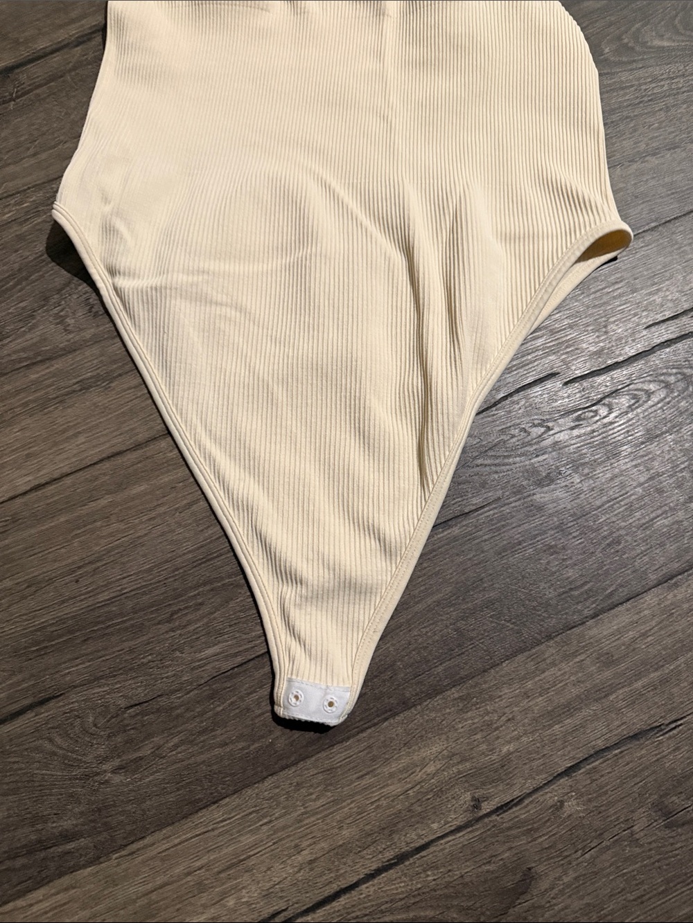 Ribbed Cream Scoop-Neck Bodysuit - Picture 4 of 4